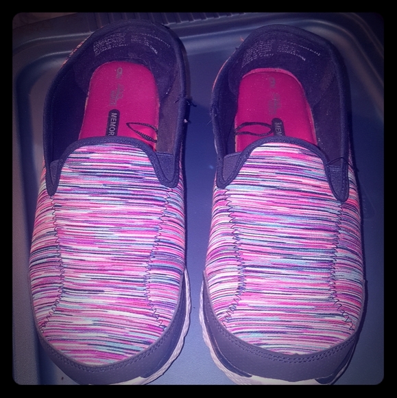 danskin slip on shoes